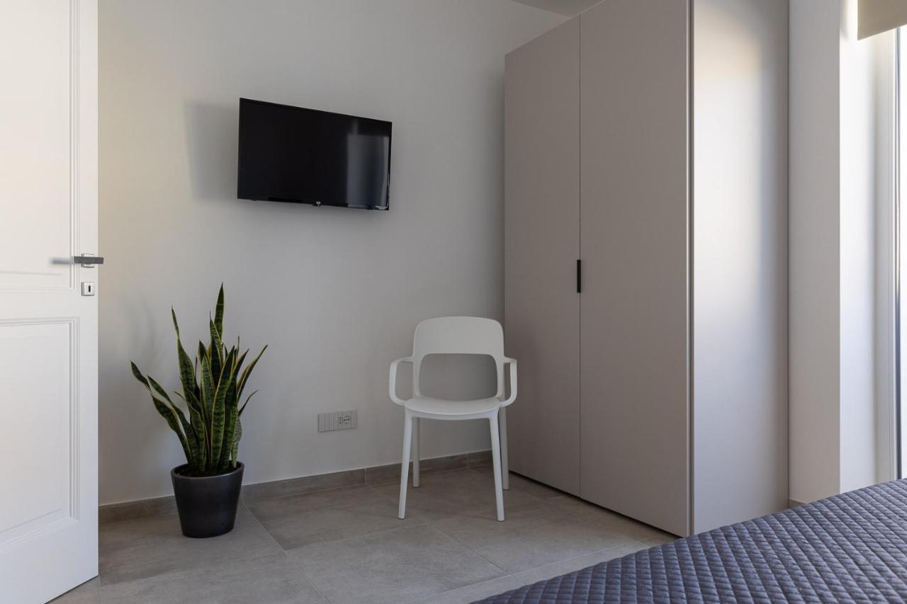 Oneweek Gaeta Suites And Apartments Exterior foto